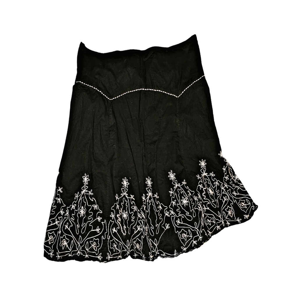 Outfit JPR Black Embroidered A-Line Skirt - Women’s Size L